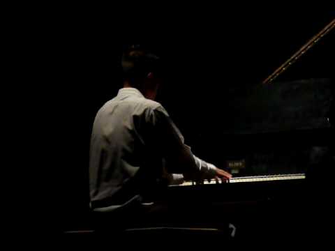 Video: Thaum twg yuav tau piano?