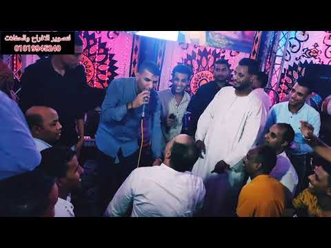 القلب يعشق المسرح كان هيقع بسبب المطرب احمد سمير والمطرب احمد لطفي والفرح ولع