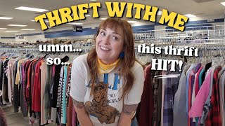 Thrift With Me ~Fun Vintage Tees &amp; Tons of Plus Size Vintage Finds!~