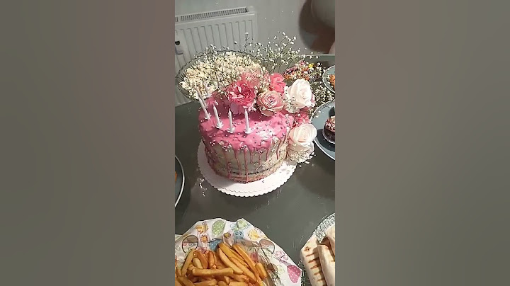 كيكة عيد ميلاد صديقتي عملتها بإيدها  🎂🇸🇾 #shorts