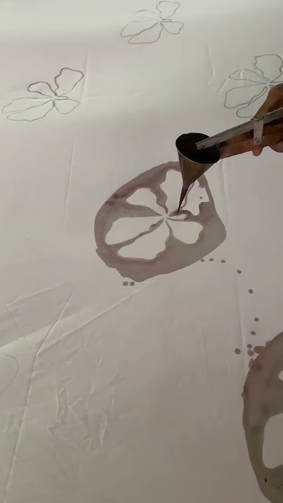 The process of creating batiks