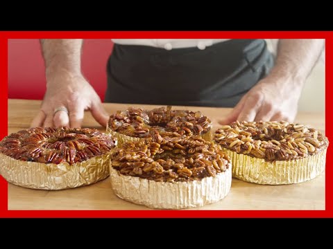 Collin Street Bakery: Texas Pecan Cake Talk