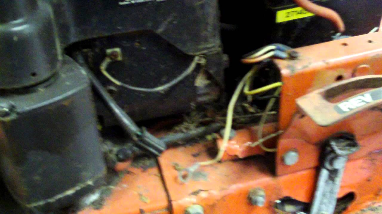 Trash picked Ariens rear engine rider - YouTube
