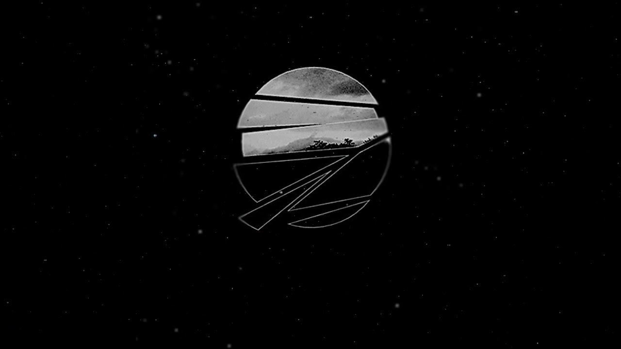 Nyctophiliac - Cosmodrone auf YouTube ansehen Nyctophiliac - Cosmodrone auf YouTube ansehen