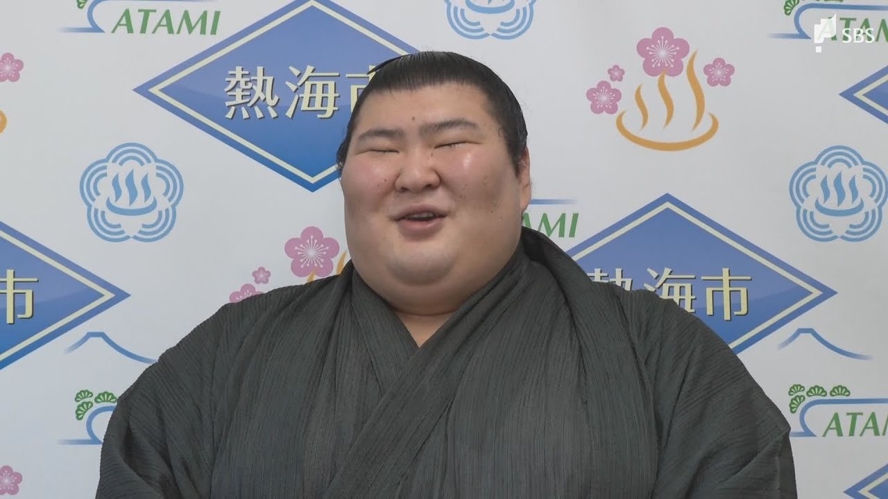 「結果で皆さんに恩返しできたら」熱海富士が市役所で秋場所の成績報告 大関昇進逃すも決意新た＝静岡・熱海市