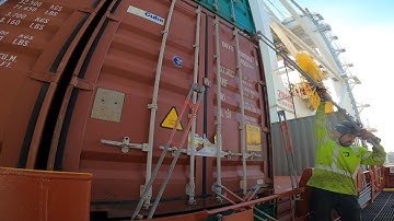 Lashing Container Ships - HONIARA CHIEF