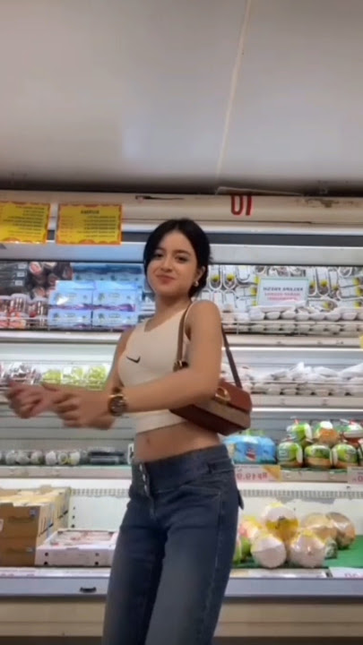 Download lagu anissa #artist #masukberanda #socialmediaapp #indonesia #beranda #toktok #live