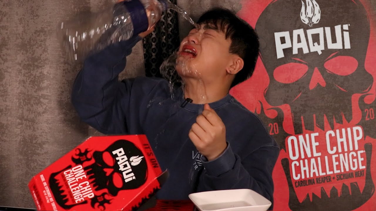 원칩챌린지하면서 애국가 완창해야 독립시켜준다는데...🔥ONE CHIP CHALLENGE KOREAN PAQUI CHIP