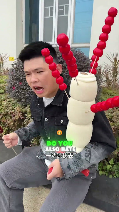 🍭🍓 Langlang made his own fruit lollipops.#funny