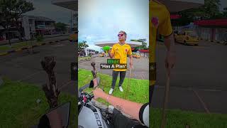 Biker Exposes Fake Blind Scammer 😱 Credit @wildercastro09