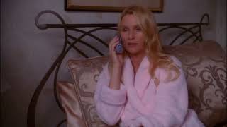 Edie Tries Calling The Girls, But No One Answers - Desperate Housewives 5x12 Scene