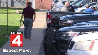 8-year-old critically injuried after shooting himself in Warren