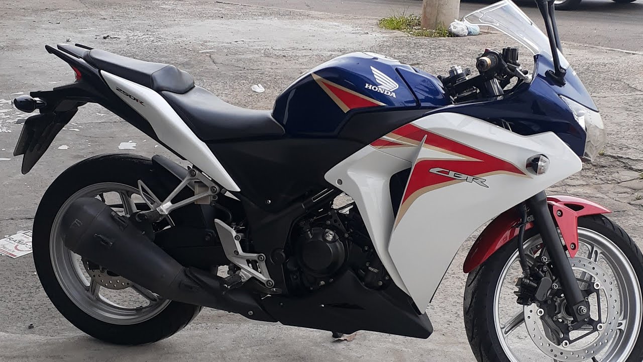 COMO TROCAR O ÓLEO DA CBR250R DO JEITO FÁCIL - YouTube
