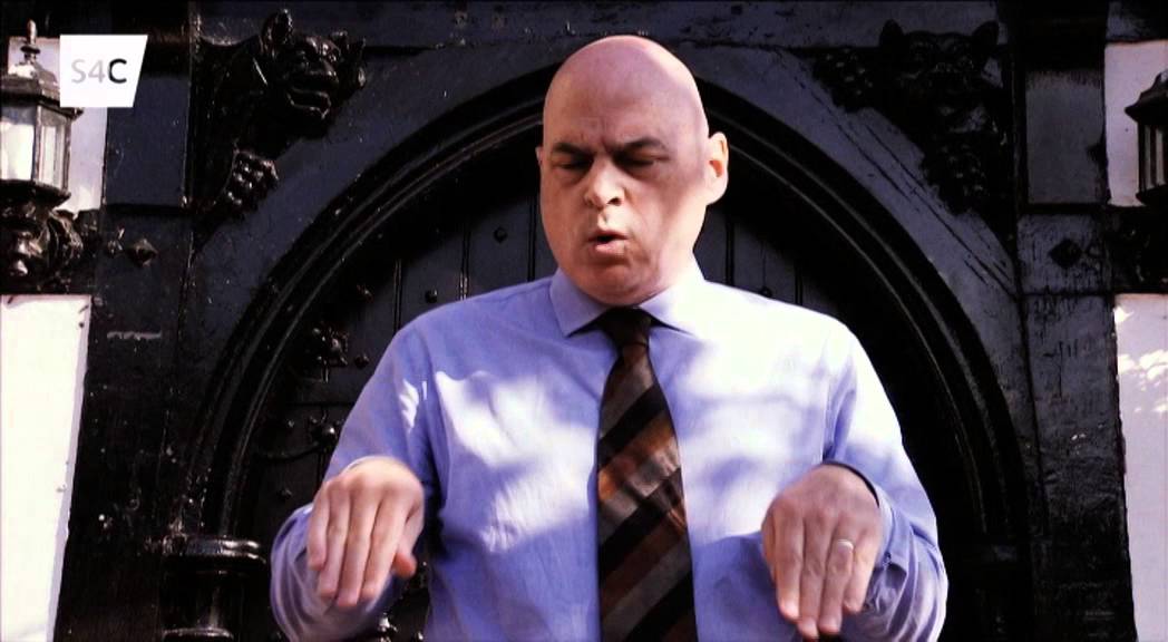 Blas o raglenni pobl ifanc ar S4C