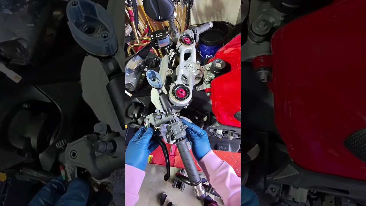 Radial Clutch Master Cylinder Brembo 16RCS install. 