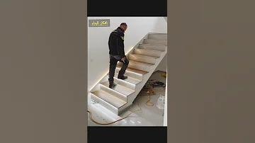 تصميم انوار الدرج الداخلي Sorts الايضائة في الدرج مع الرخام 