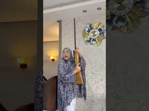 لما ما اطلع مع امي