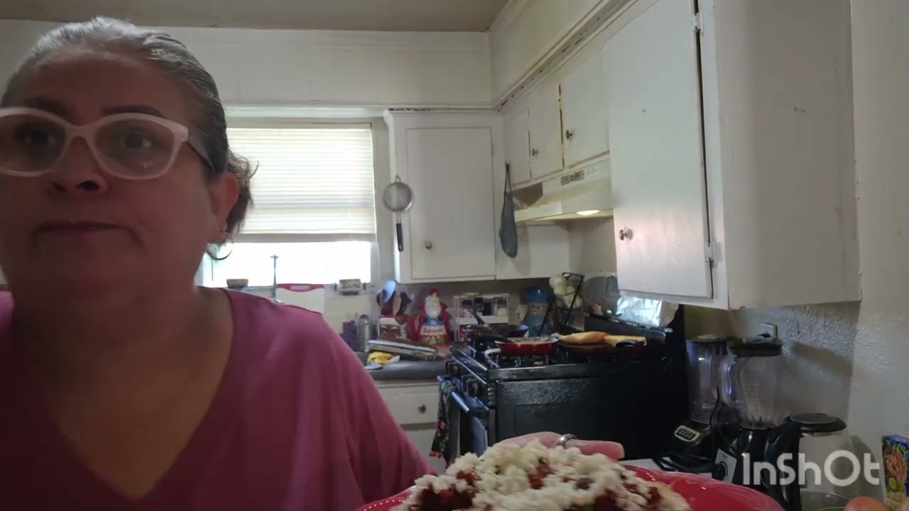 @yolandasvlog17 haciendo unos molletes