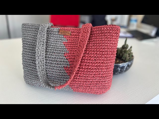 🥀Dubara Örgü çanta yapımı (Subtitle) Video Tutorial of Crochet Dubara Bag Tutorial #bohobag class=