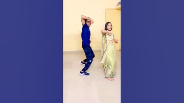 Thumbnail of Kesariyo Rang / Garba dance/ #youtubeshorts #bollywooddance #garba #easydance