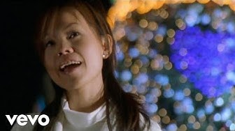 Julia Peng - Can't Stop Christmas