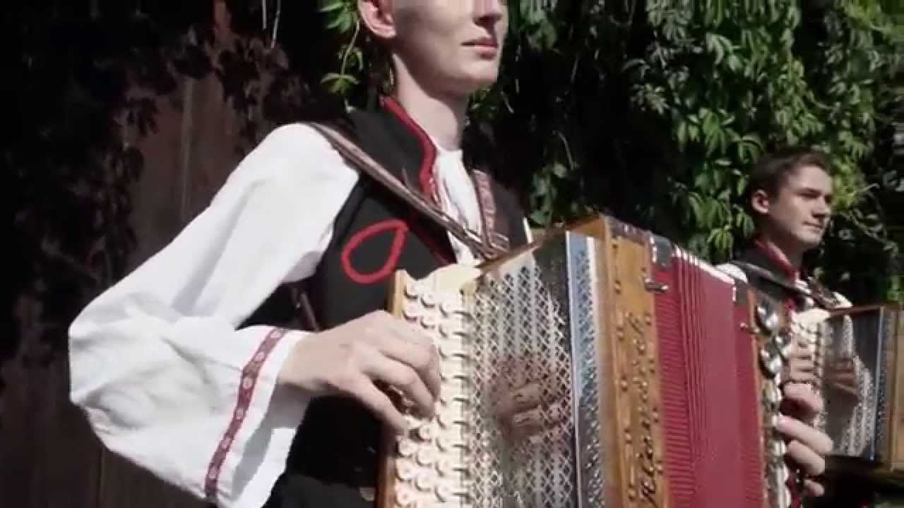 Krasňanci - Keď mi prišla karta narukovať + Mám ja hrušku