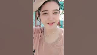 Intip Neng Cimy Gadis Desa Cantik Sedang Mandi Pakai Baju Tipis