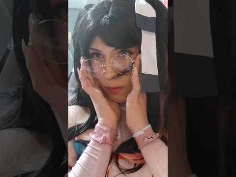 Hmm… ¿qué debería pintar? Oh…#zhezhi #wutheringwaves #game #anime #cosplay #kurogames #makeup
