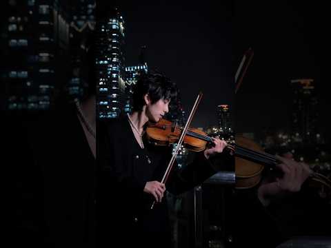 POV: You’re the main character in a late-night movie 🎻✨ #violin #aesthetic #shorts