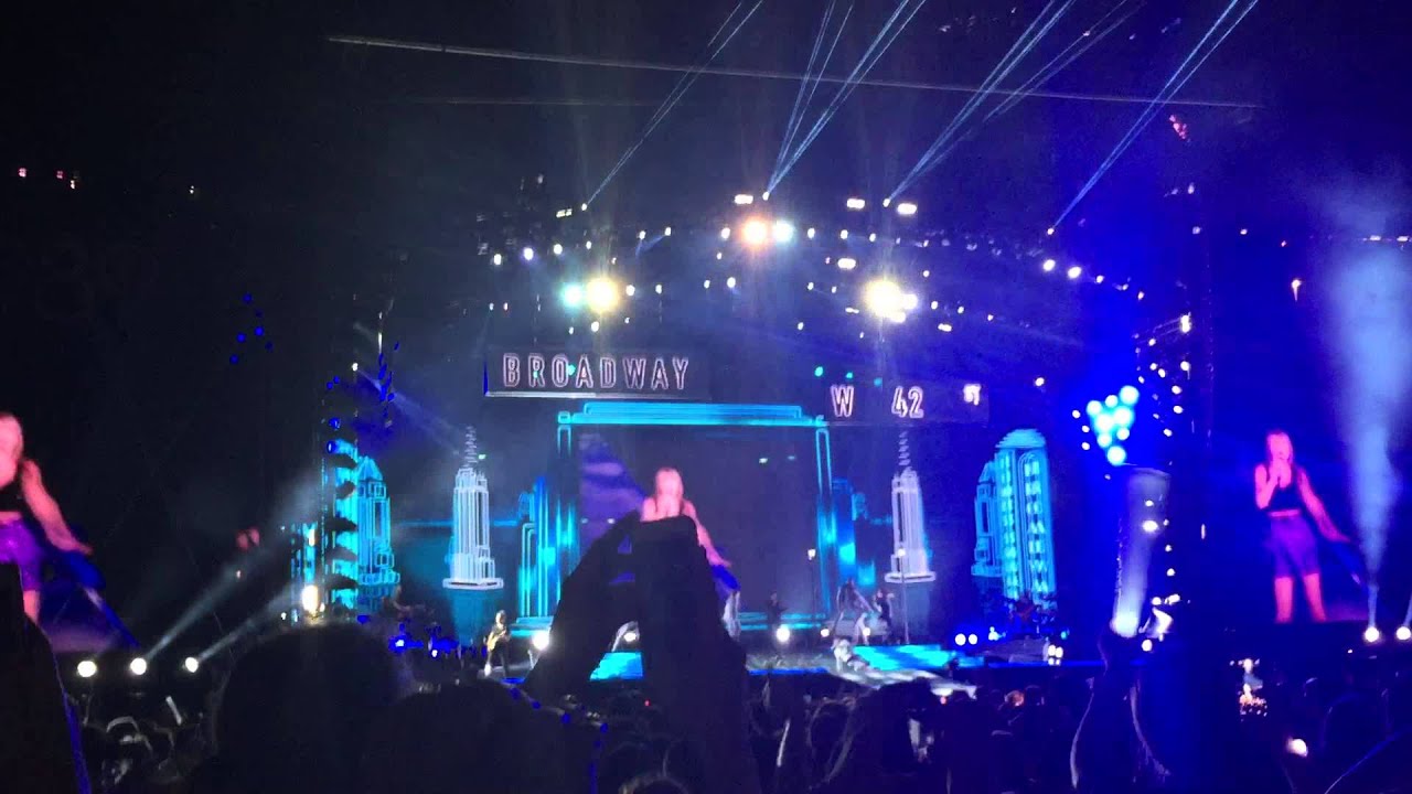 Taylor Swift Soldier Field Chicago 2015 YouTube