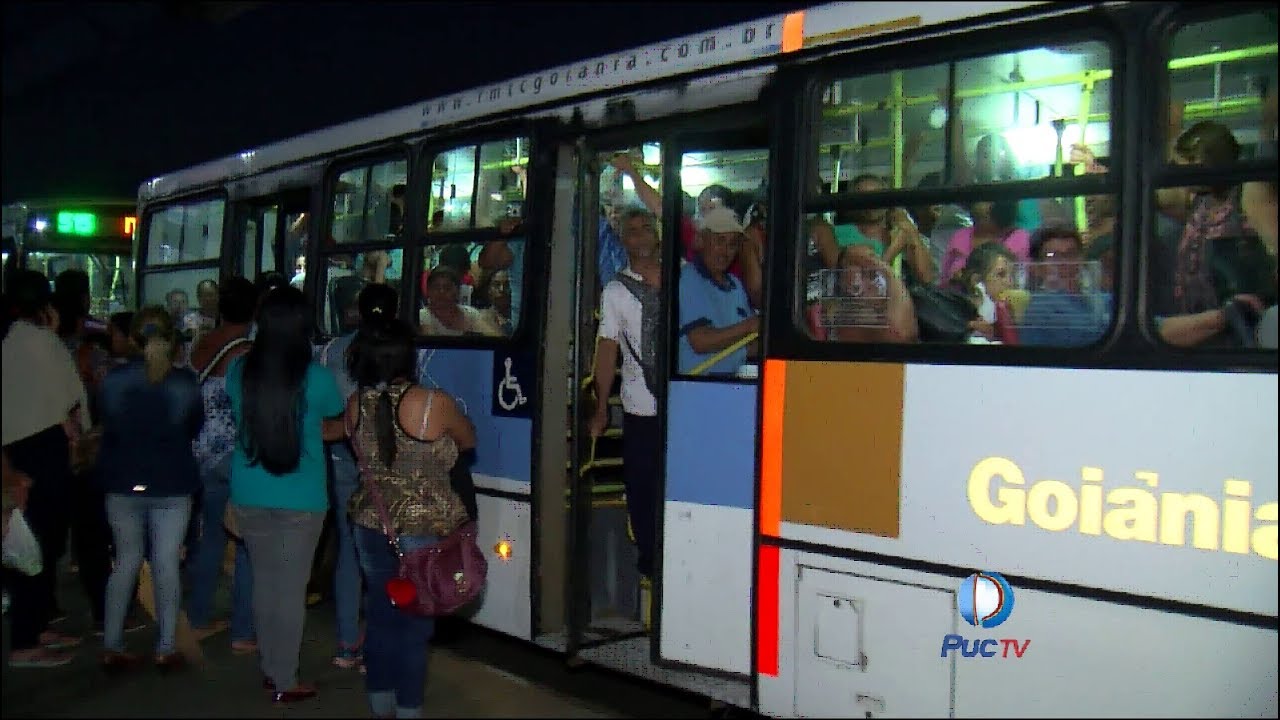 Terminal Veiga Jardim é alvo de reclamações por parte dos usuários