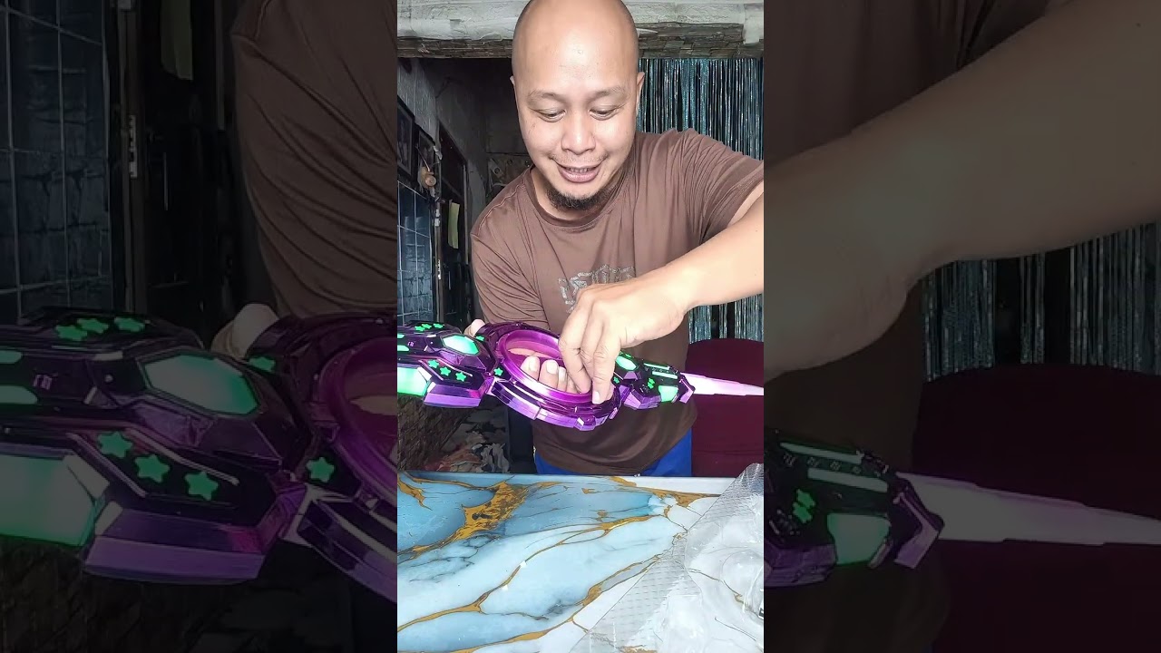 ESPADANG UMIIKOT AT UMIILAW AT TUMUTUNOG | Macotv