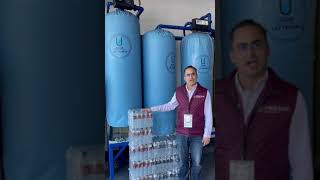 En Establecimientos De Agua Embotellada Y Hielo.