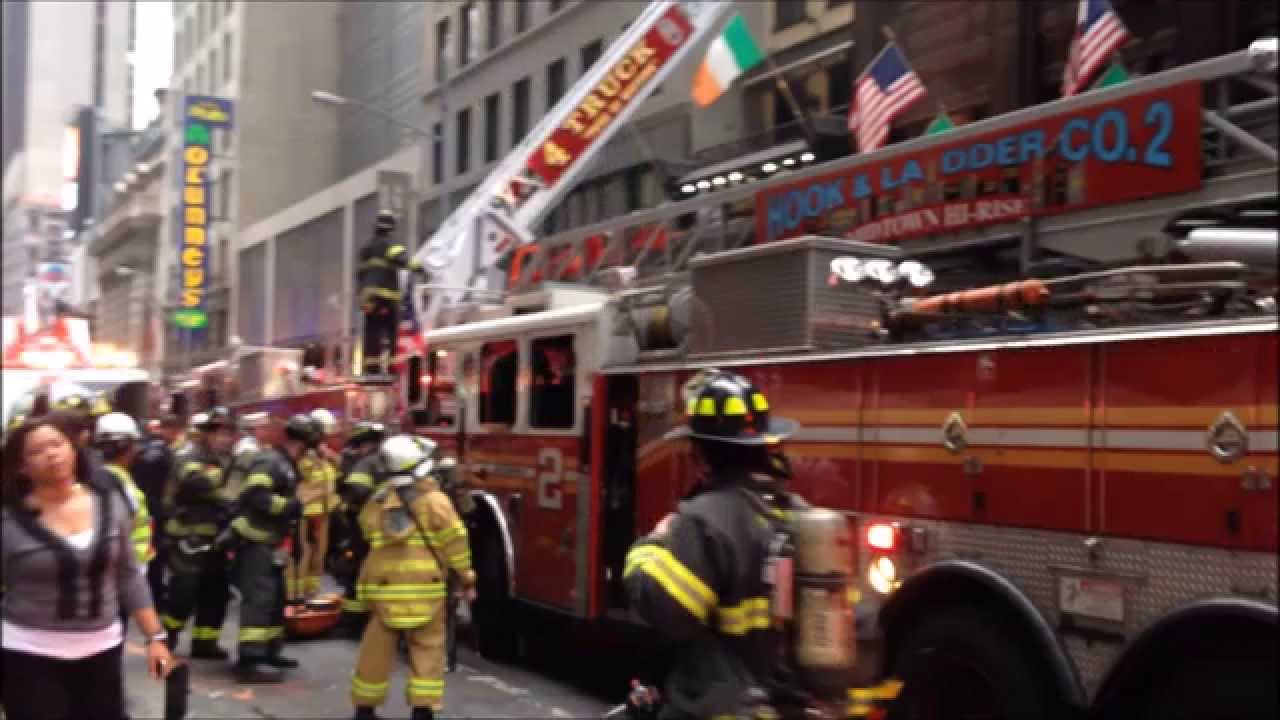 Fdny Battling 2 Alarm Fire At The World Famous Connollys Pub On W 45th St In Midtown Manhattan You Fdny Battling 2 Alarm Fire At The World Famous Connollys Pub On W 45th St In Midtown Manhattan You