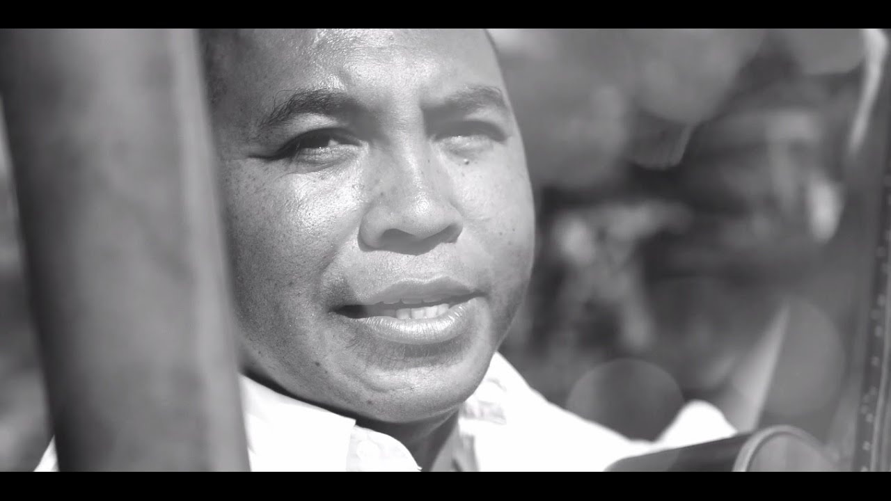 MANDRY VE NY AO AN-TANANA ? by Vakamiarina