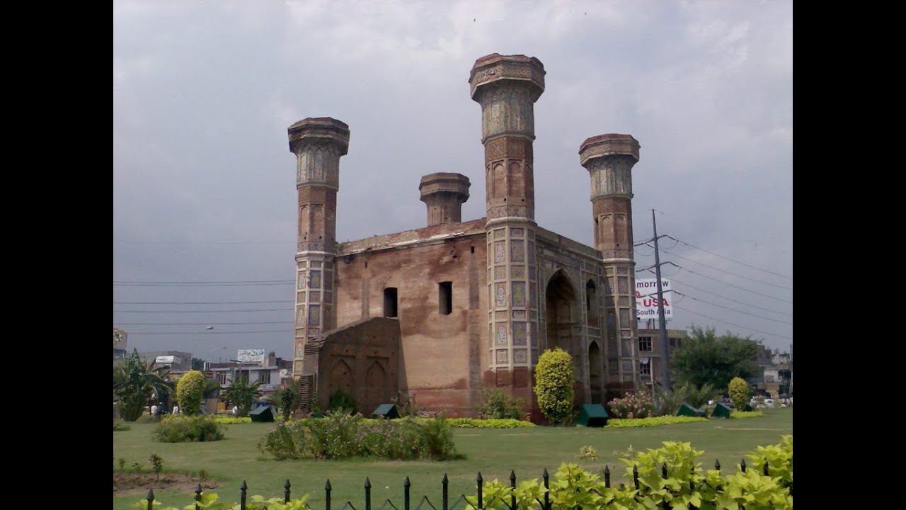 Top 20 Most Visited Historical Places of Lahore