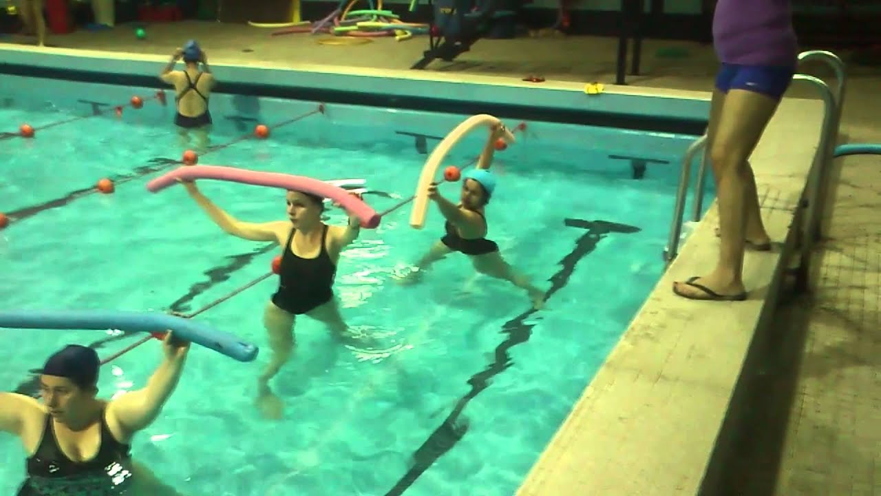 GIMNASIA ACUATICA EN EL EMBARAZO - POR MAMIS GYM®