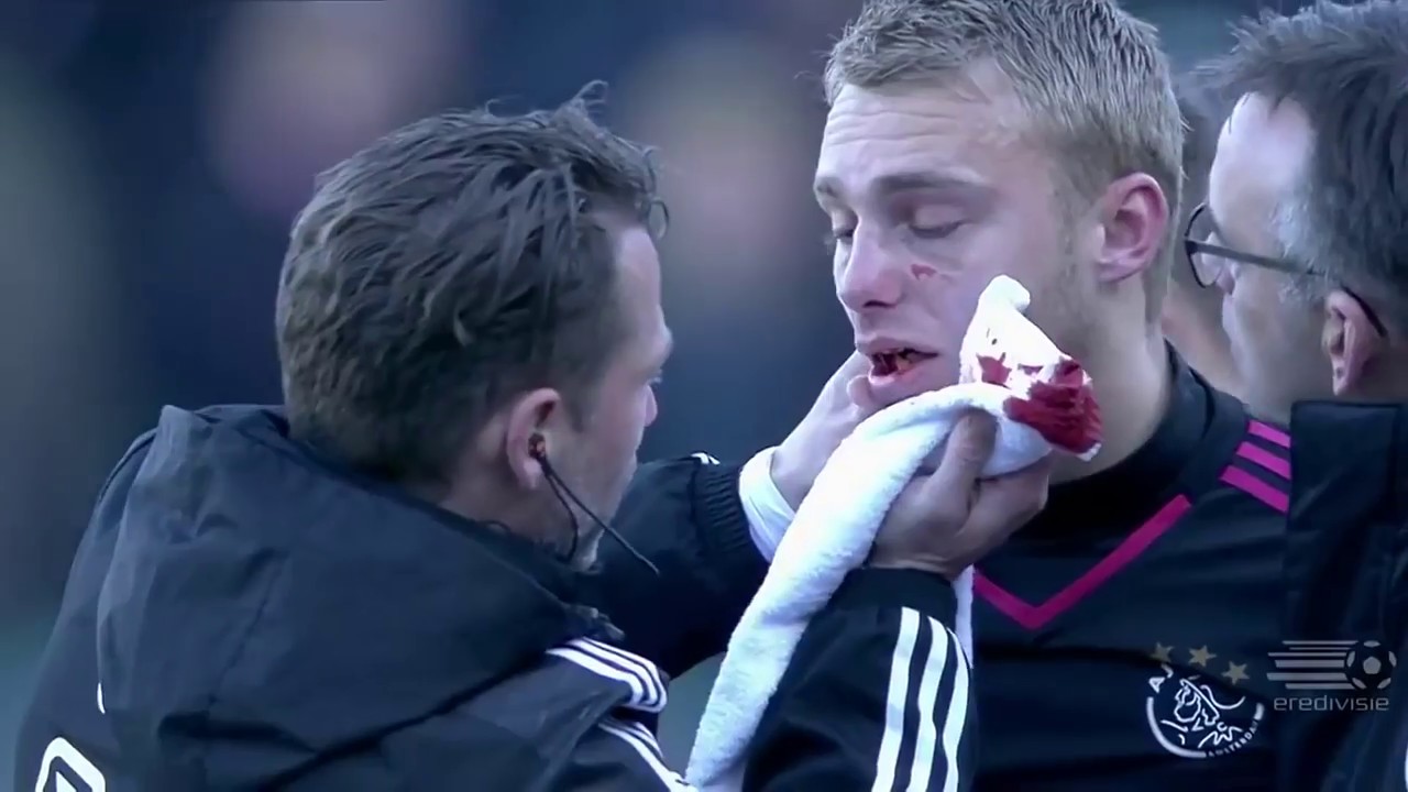 Most painful injuries in Football . YouTube