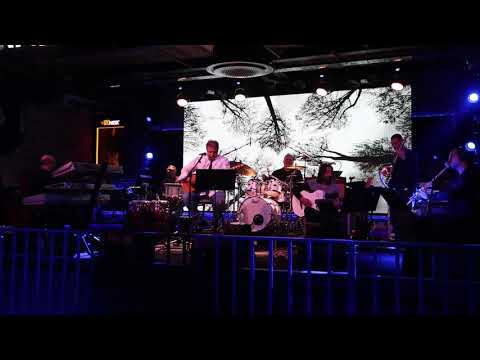 Mazlum Çimen - Sev Beni / Moda Kayıkhane - Live Concert / 9 Ocak 2019