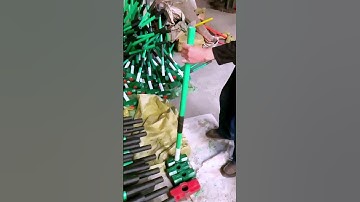 The installation process of the axe = a good tool can improve the efficiency of doing things
