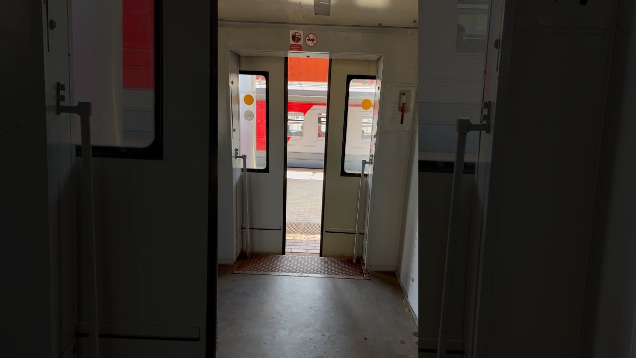 Следующая остановка Лосиноостровская! Осторожно двери закрываются! ЭД4М-0367! Экспресс &laquo;РЭКС&raquo;