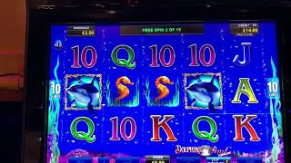 Dolphins Pearl Deluxe Slot Feature screenshot 4