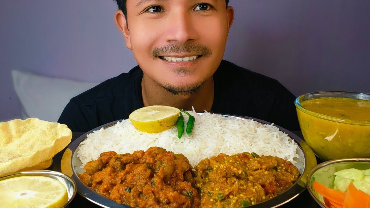 Eating Spicy Baingan Bharta | Mushroom gravy | Aloo jhol | Salad | Papad | Eating show 