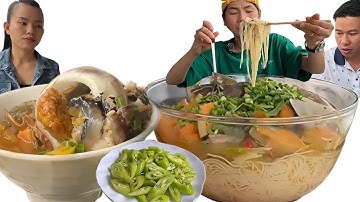 TRỜI ƠI CHẤN ĐỘNG VỚI MÀN MUKBANG BÚN CÁ NGỪ ĐẠI DƯƠNG TRÊN 45 NĂM TUỔI NỔI TIẾNG KHẮP VÙNG GÂY SỐC