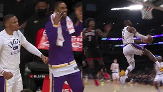 LeBron James shocks entire Lakers bench with a crazy backwards dunk in transition 😲