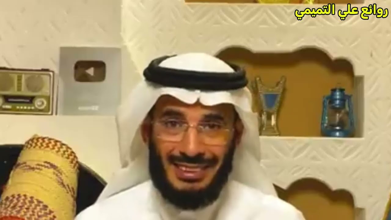 حزين ومرعوب ويبكي بالليل سمع صوت من الشباك يناديه