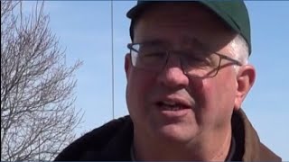 Iowa farmers, lawmakers push for 'right to repair' bills