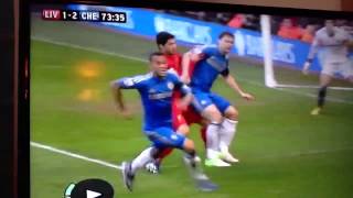 Luis Suárez bites Branislav Ivanović's arm
