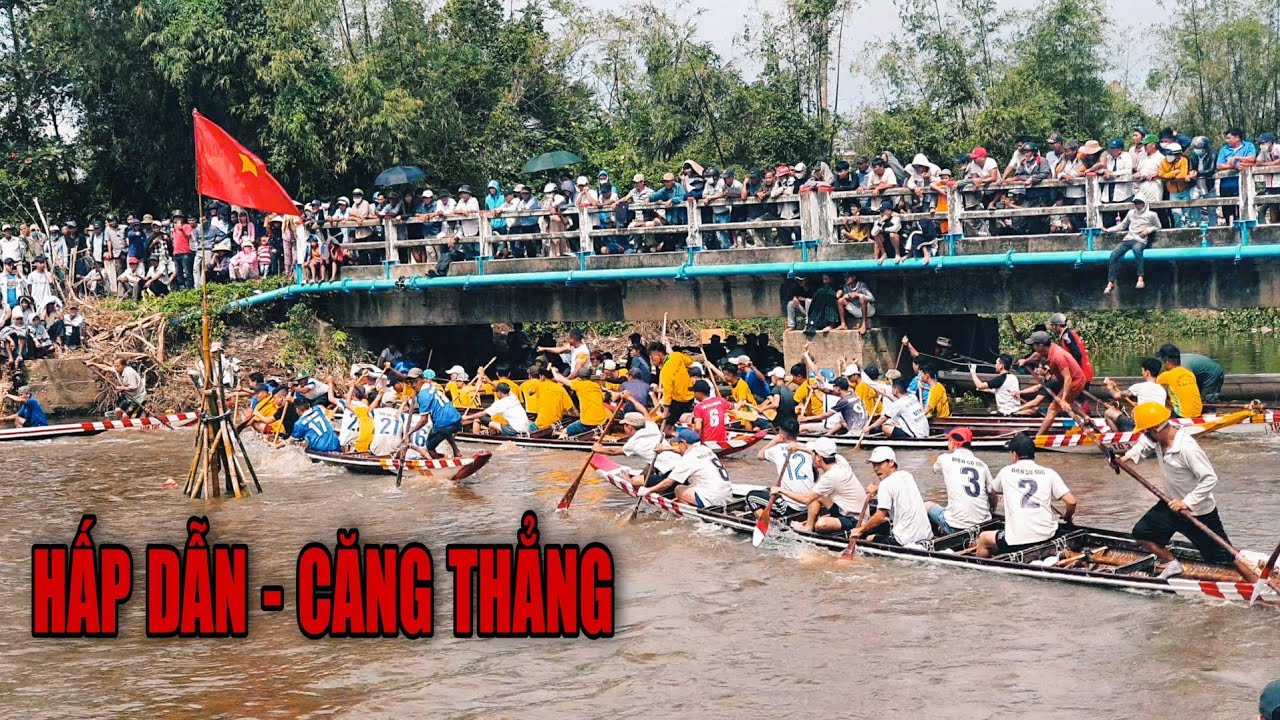 Đua ghe ở Huế -RỤNG TIM RA NGOÀI Với  Đua Ghe Vân Thê #phohuechieunay