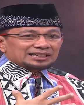 dulu kutilang,,kurus tinggi langsing,,,,sekarang apa lagi,,,,,,,kata USTADZ WIJAYANTO